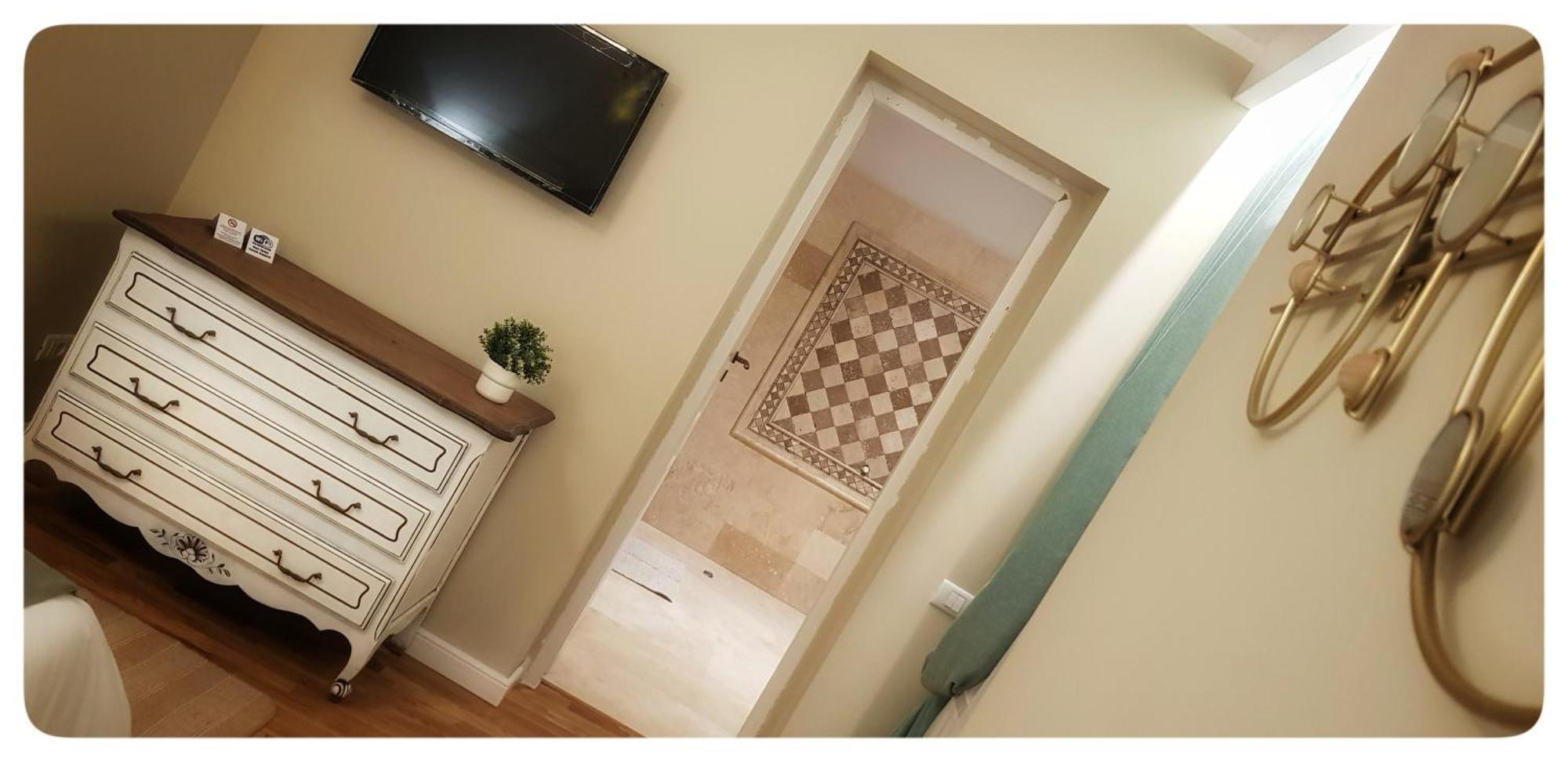 Elania Residence Târgu Jiu المظهر الخارجي الصورة