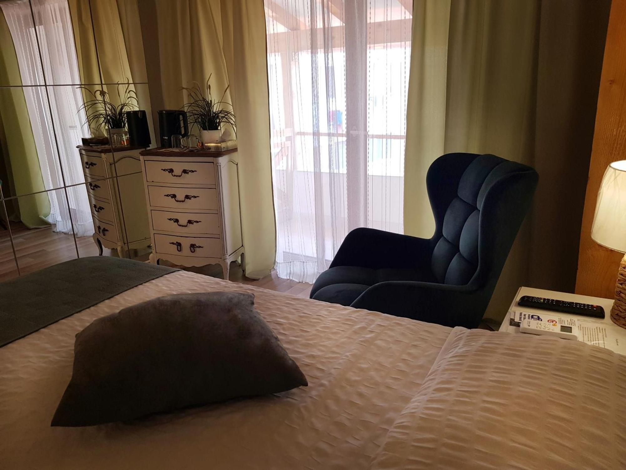 Elania Residence Târgu Jiu المظهر الخارجي الصورة